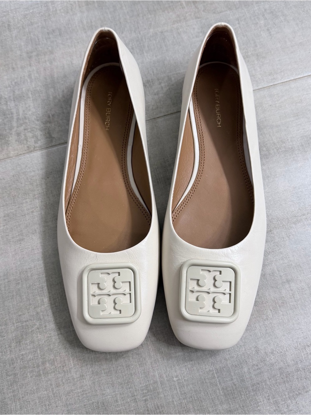 Tory Burch Ivory Leather Ballet Flats